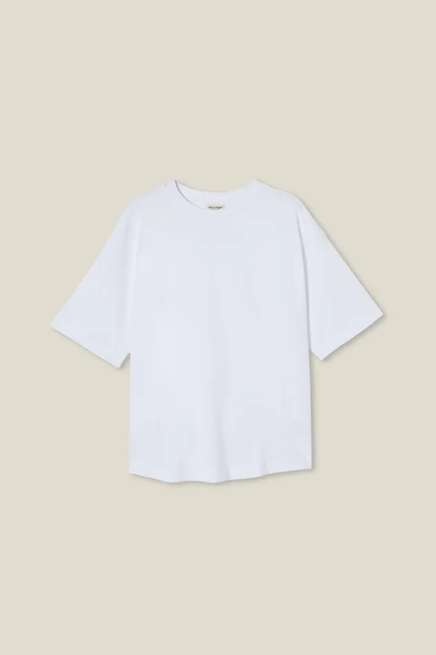 Box Fit Scooped Hem TShirt White Men Cotton On Tees and Tanks Box Fit Scooped Hem TShirt White Men Cotton On Tees and Tanks
